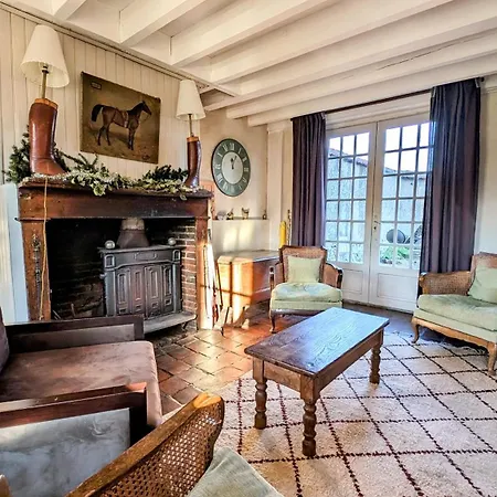 別荘 Sainte-suzanne De La Ferme Calme Et Tranquille Les Baux-de-Breteuil