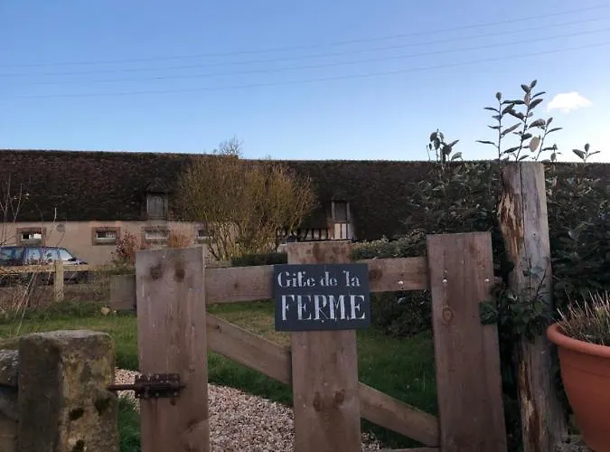 Sainte-suzanne De La Ferme Calme Et Tranquille